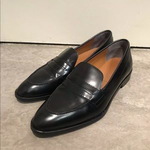Everlane Black Loafer 6.5 Flat Leather